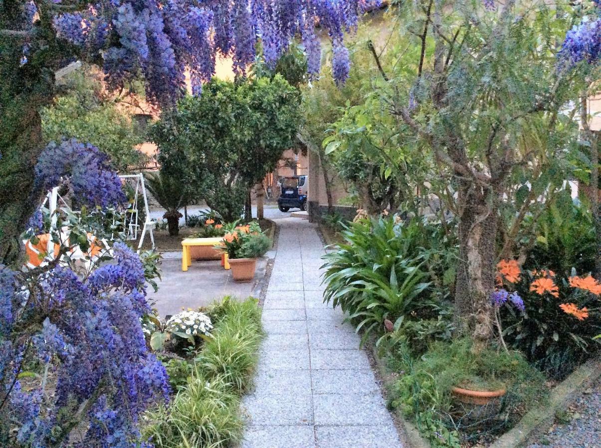 Hotel Fiorenza & Banksia Meuble Alassio Exterior foto
